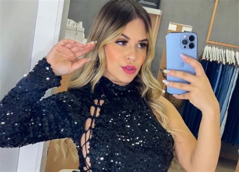 Vítima de emboscada, modelo é assassinada a tiros pelo.